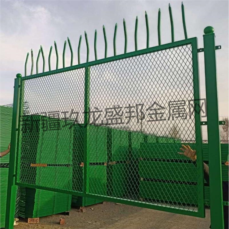 阿拉尔浸塑护栏网